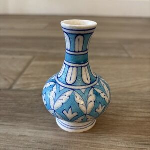 4.5 In Kripal India Blue White Pottery Hand Painted/Made Jaipur Floral Mini Vase